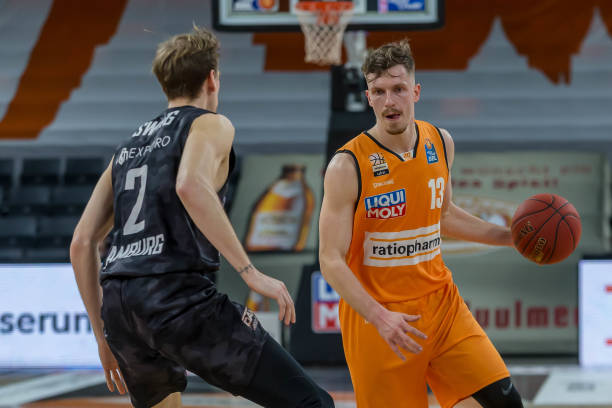 中展现了大 中展现了大