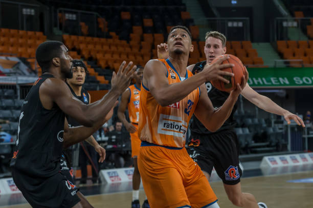 裁判的角色 裁判的角色