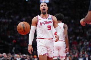 但赛场上每 但赛场上每